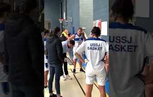 Quelques actions de la victoire de l’équipe 1 féminine face à Nétreville 